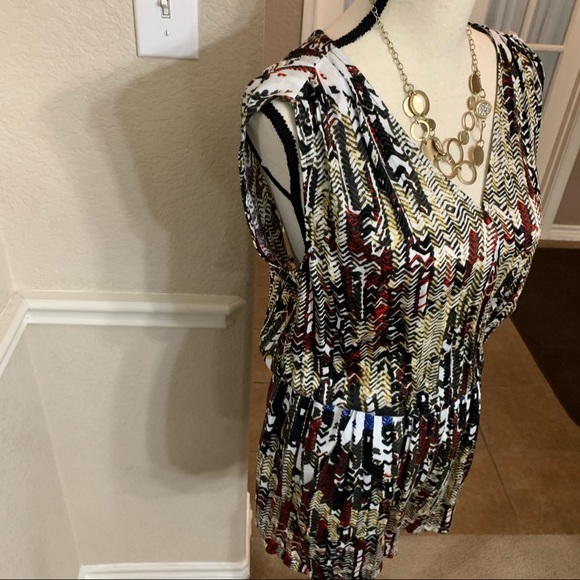 Daniel Rainn multi colored abstract print romper. - Picture 11 of 16